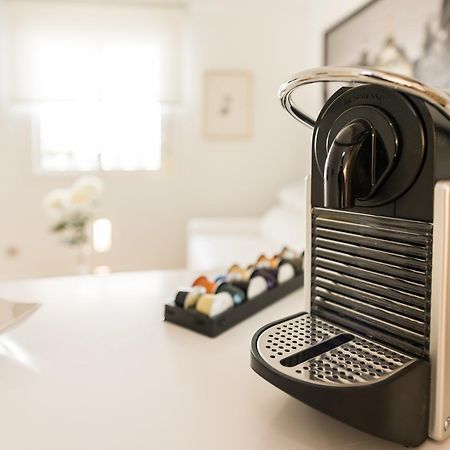 Latina Suite Madrid Eksteriør bilde