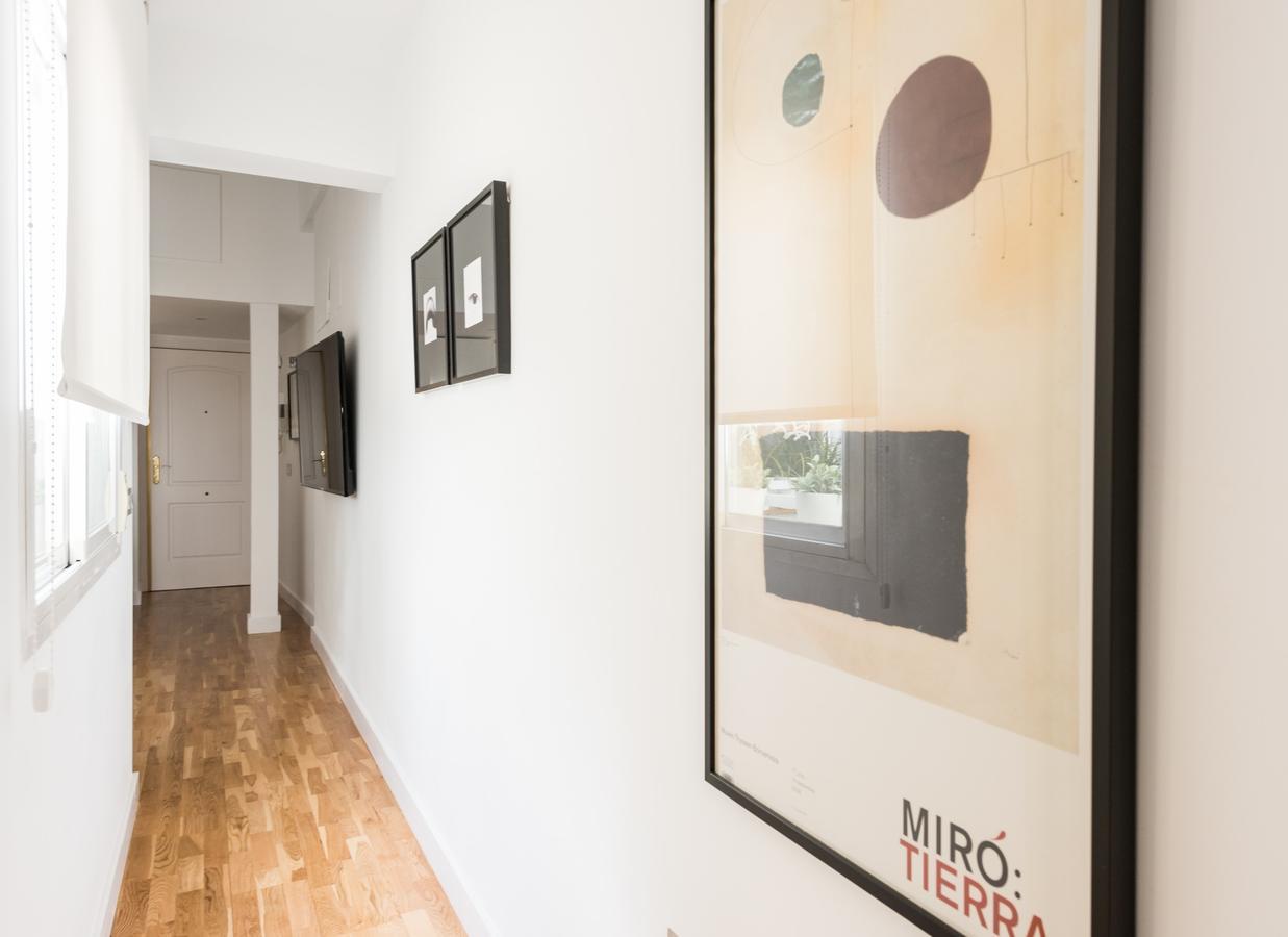 Latina Suite Madrid Eksteriør bilde