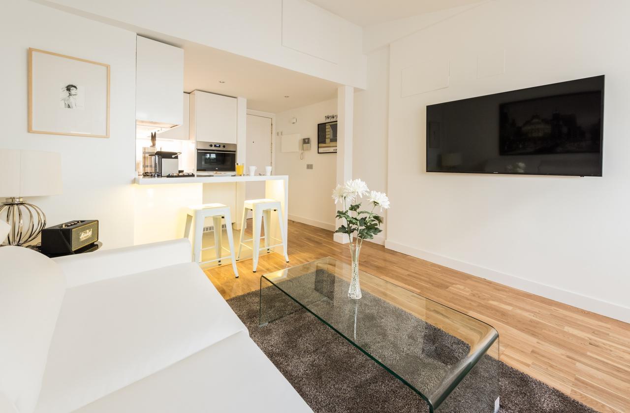 Latina Suite Madrid Eksteriør bilde